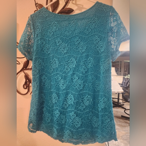 Lea Nicole turquoise lace blouce med - Picture 2 of 3